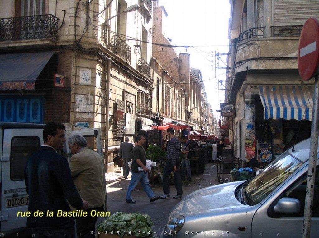 ORAN MAI 2008 2983 rue de la Bastille Oran.jpg